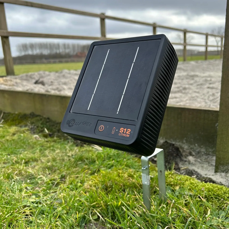 Gallagher S12 Solar schrikdraadapparaat incl. Lithium batterij (3,2 V - 6 Ah)